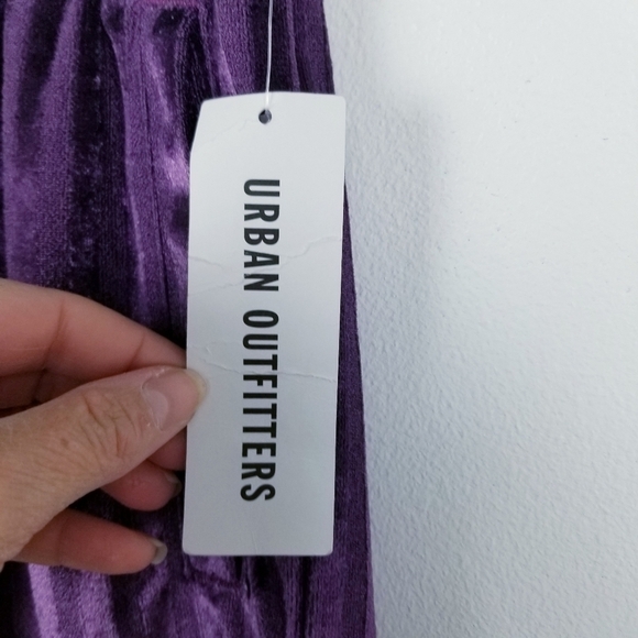 Urban Outfitters Plum Striped Velvet Suede Shorts NWT - Picture 4 of 9